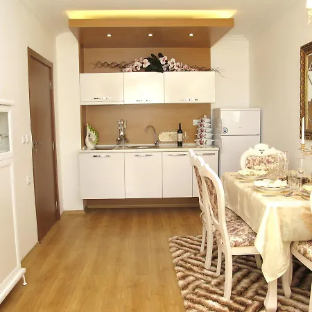 Sweet Homes 5 * ساني بيتش